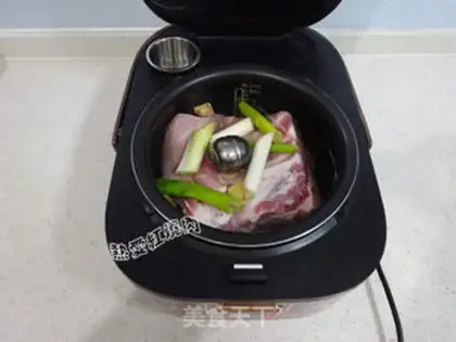 Make A thousand latches of meat step 4