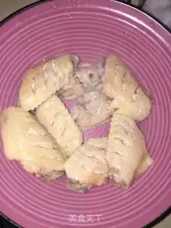 Make Coke chicken wings step 1