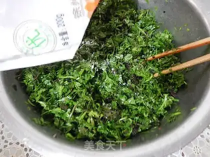 Make Three Spring Rolls step 3