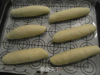 Make Norwegian hot dogs step 5