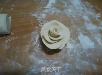 Make A rose-breath basket step 9