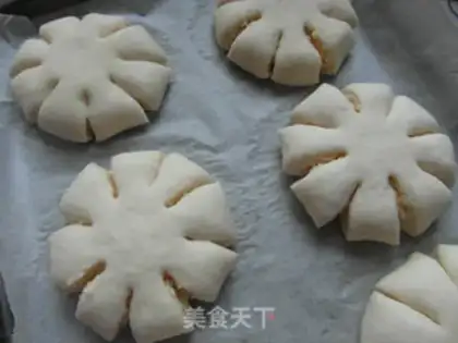 Make Coconut flower bread step 7