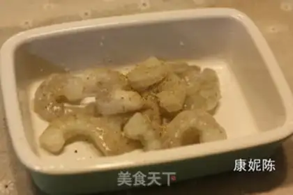 Make Five grains of seafood step 4