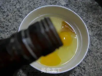Make Shrimp fried eggs step 1