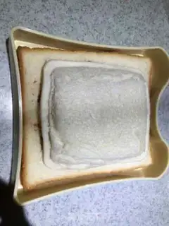 Make Tuna sandwich step 1