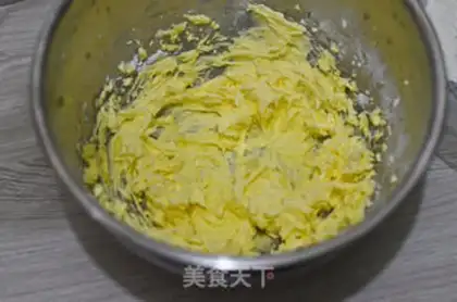 Make Button cookies step 3
