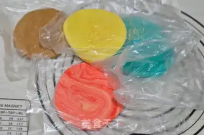Make Button cookies step 9