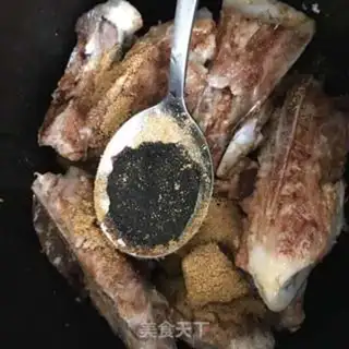 Make Red burning pork bones step 6