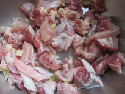 Make Spicy chicken step 1