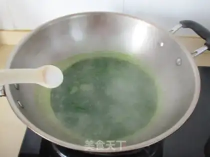 Make Emerald shrimp rollers step 11
