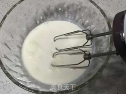 Make Heart-shaped yogurt mousse step 2