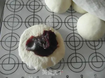 Make Mushroom bread step 4
