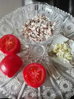 Make Cheese and tomato step 1