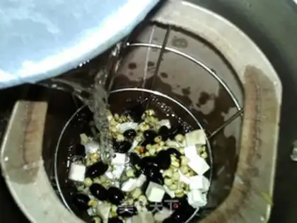 Make Wet kidneys, black soy step 6