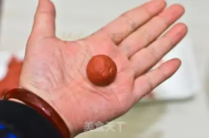 Make Red velvet cracker step 7