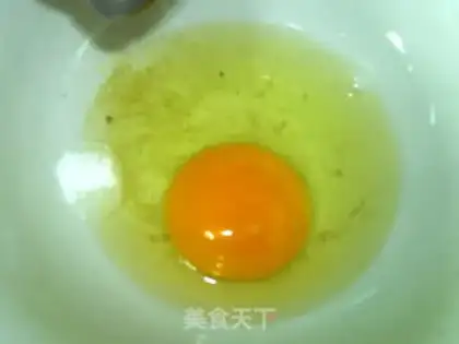 Make Onion egg pineapple step 4