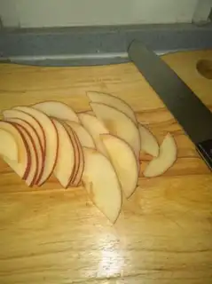 Make Apple roses step 0