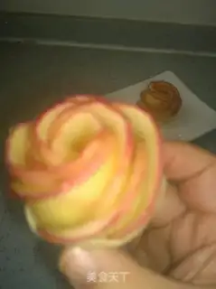 Make Apple roses step 11