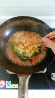 Make A bowl of hot noodles step 5