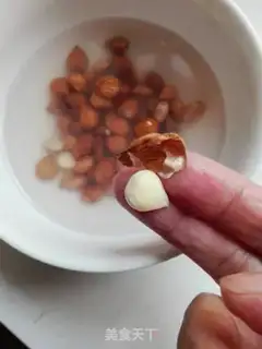 Make Almond lilies step 2