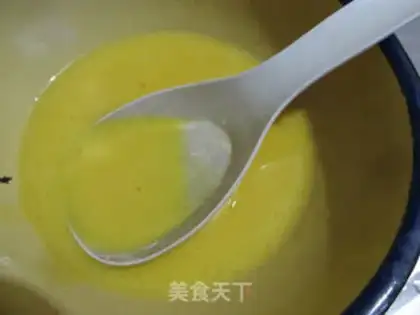 Make Fried plum rolls step 1