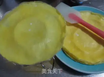 Make Fried plum rolls step 4