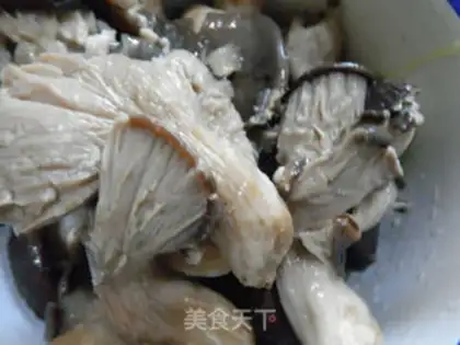 Make Frozen mushrooms step 1
