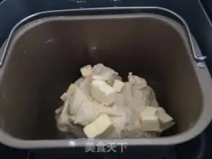 Make caterpillar bread step 2