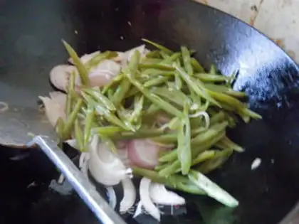 Make Onion noodles step 3