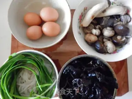 Make Potato powder mushrooms step 0