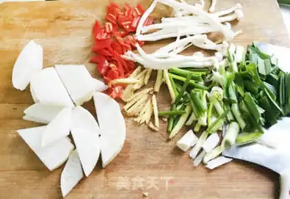 Make Fish-head soup pan step 1