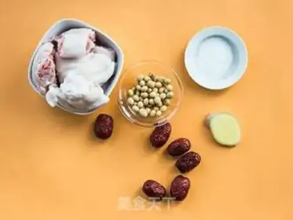 Make Ash dates, soy-cooked pig feet step 0