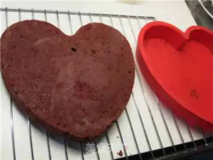 Make Red velvet cream cake step 14