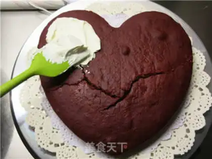 Make Red velvet cream cake step 17