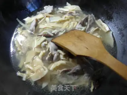 Make Water and chicken step 4