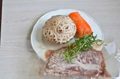 Make Flower mushroom steak step 0