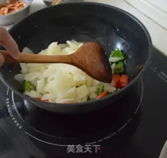 Make A piece of melon step 6