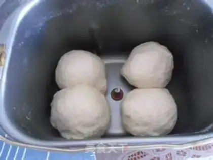 Make Six Peaks of bread step 6