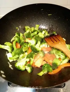 Make Healthy shrimp broccoli step 3
