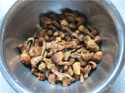 Make Qi Qi Qi su Zi step 1