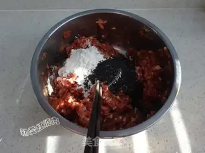 Make Black sesame larvae step 3
