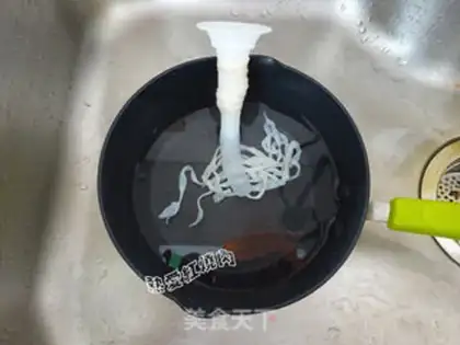Make Black sesame larvae step 4