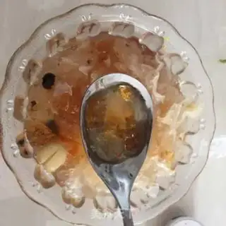 Make Peach glue silver ear soup step 4