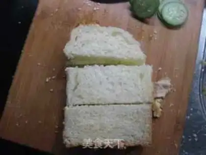 Make cucumber egg sandwich step 7