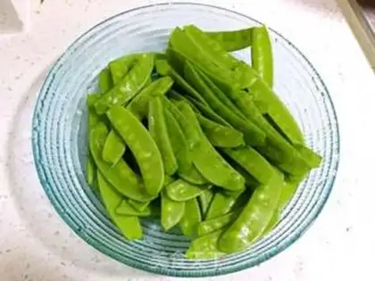 Make Weenie fried Dutch beans step 0