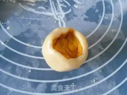 Make Pumpkin mooncake step 9