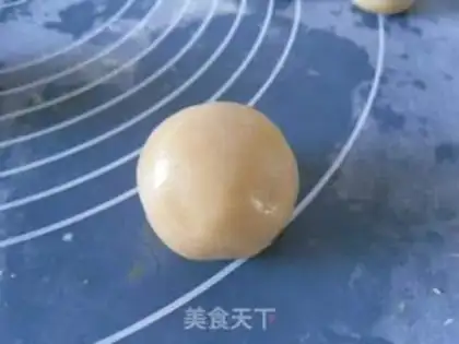 Make Pumpkin mooncake step 10