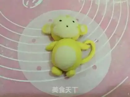 Make Pumpkin monkey buns step 4