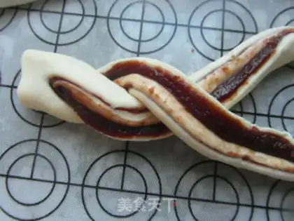 Make Bean-saloon bread step 6