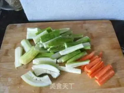 Make Pepper cucumber step 1